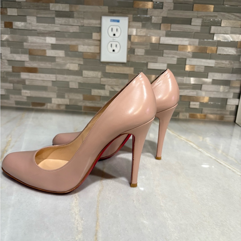 Christian Louboutin Heels. Excellent!